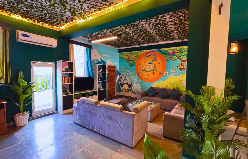 Paradise Hotel