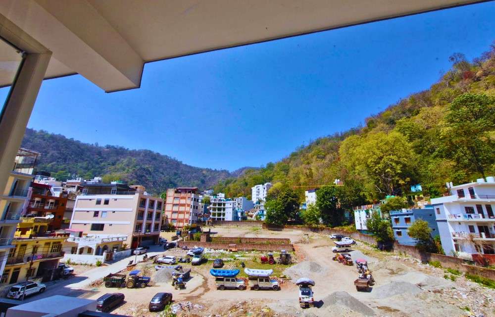 Paradise Hotel